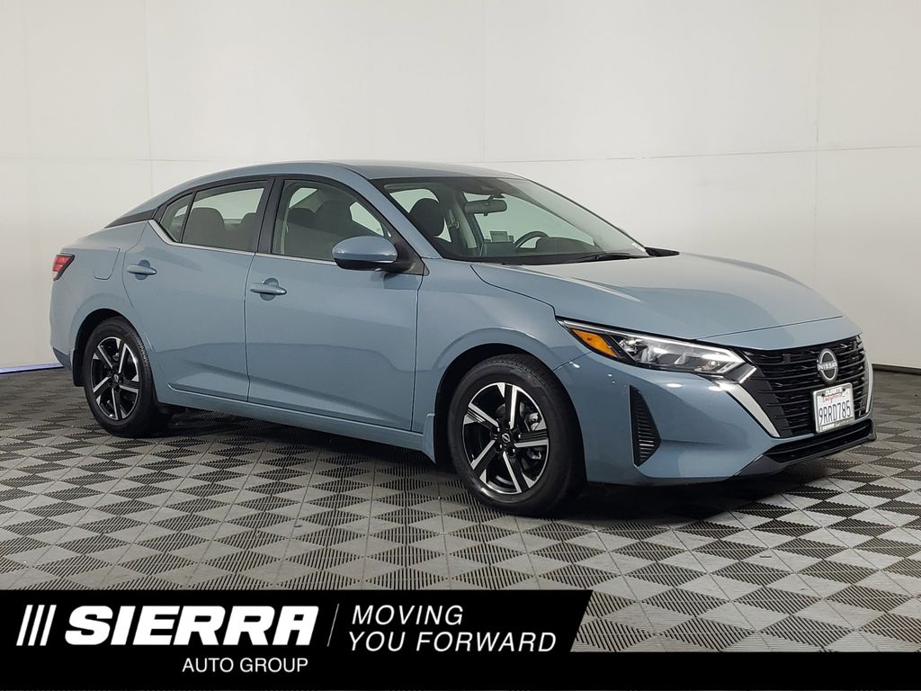 2024 Nissan Sentra SV's photo