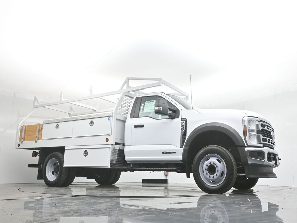 2024 Ford F-550 Chassis XL
