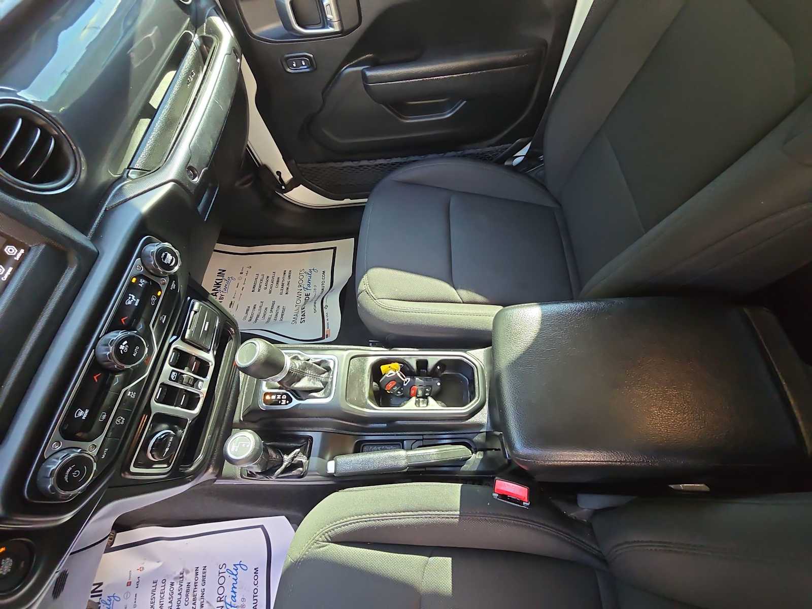2022 Jeep Gladiator Altitude photo 14