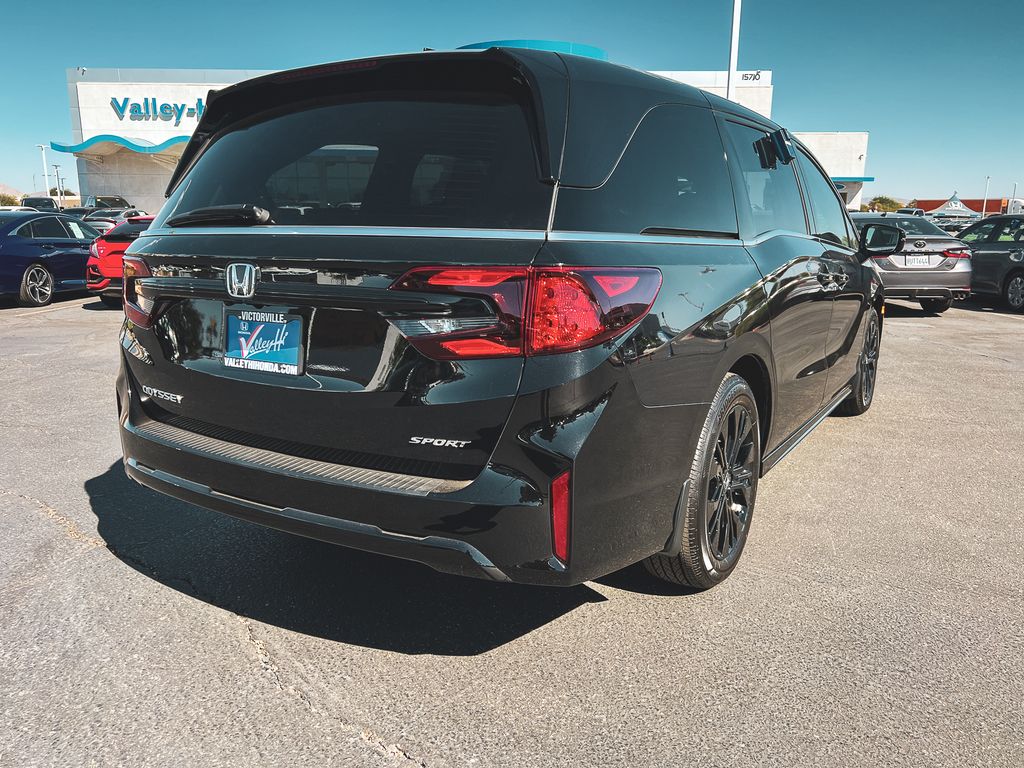 2025 Honda Odyssey photo 3