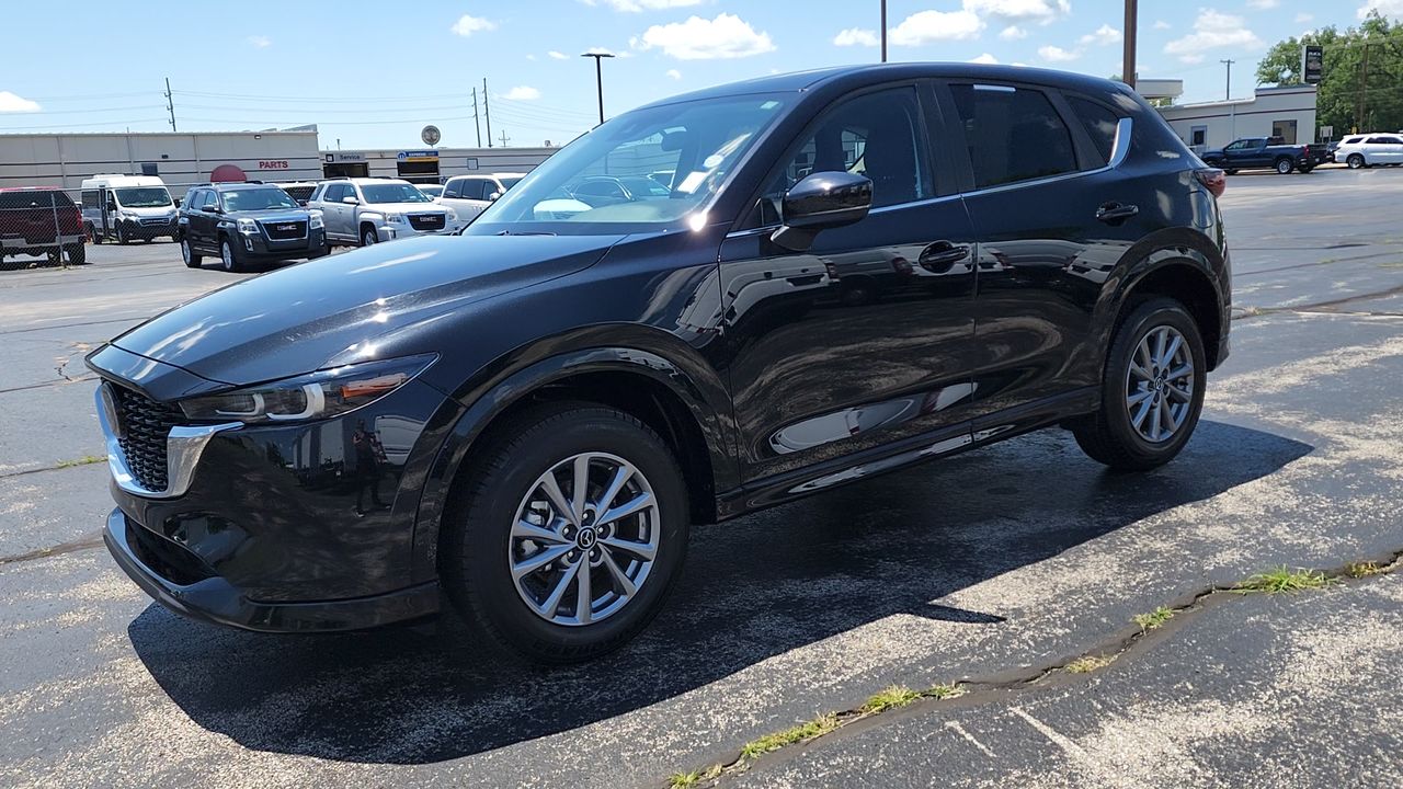 2024 Mazda CX-5 2.5 Select photo 2