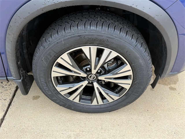 2021 Nissan Rogue SV photo 10