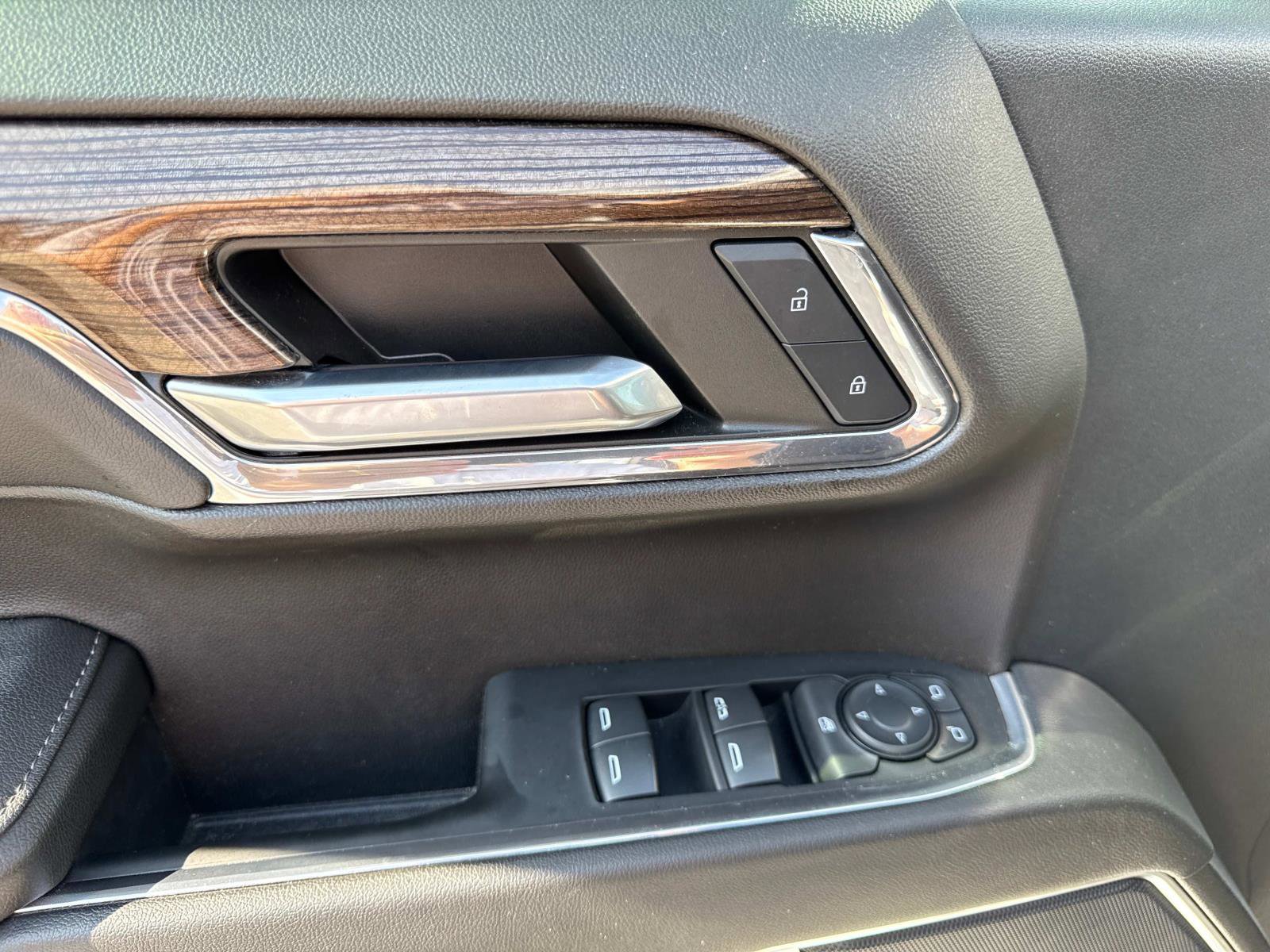2024 Chevrolet Silverado 1500 RST photo 23