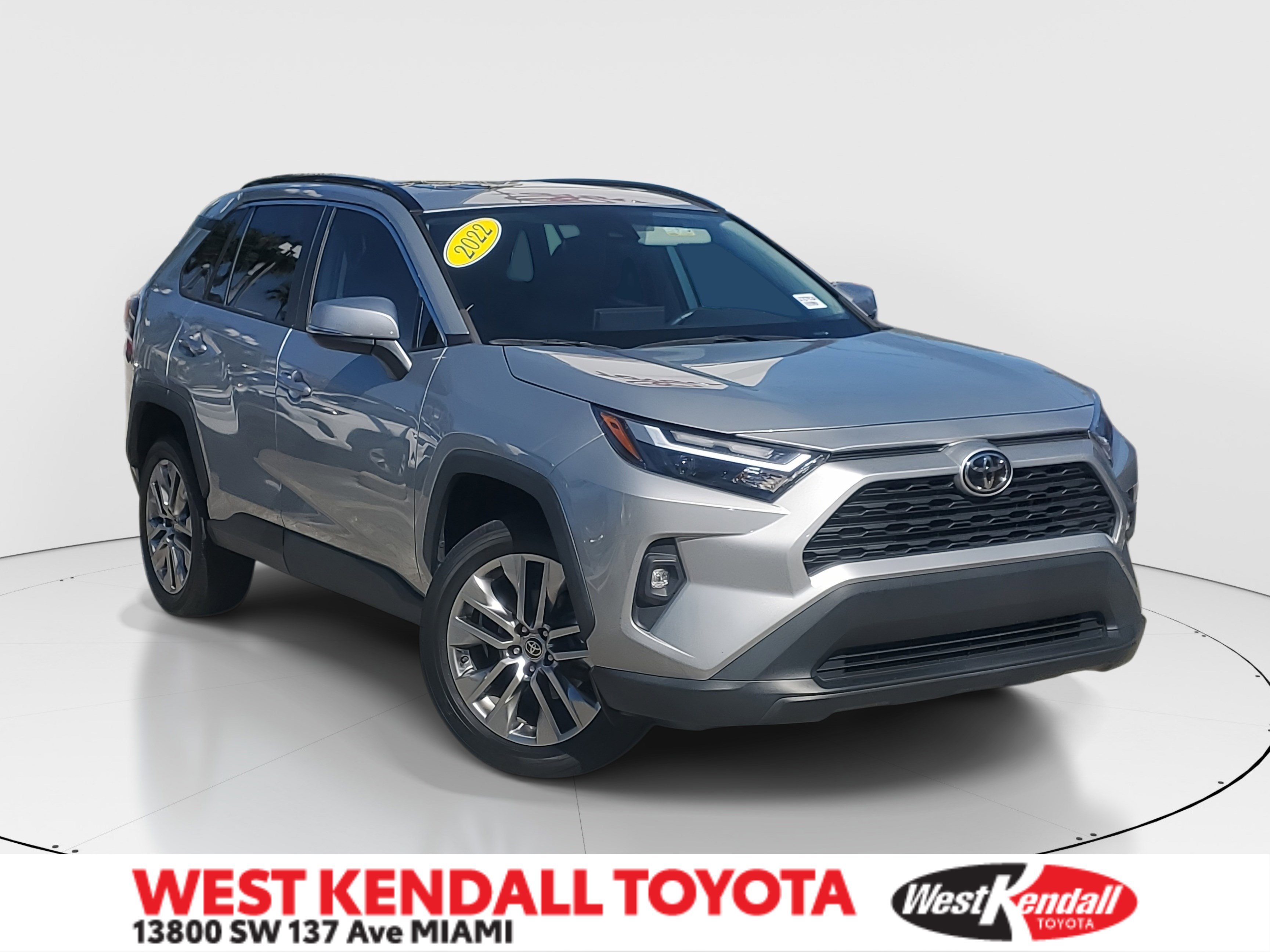 2022 Toyota RAV4 XLE Premium