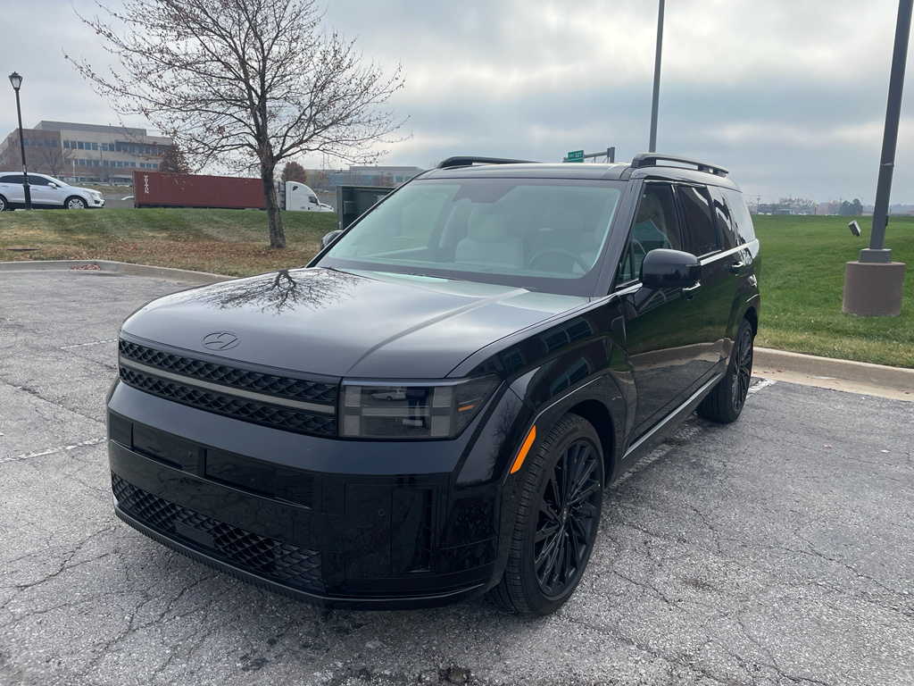 2025 Hyundai Santa Fe Calligraphy's photo