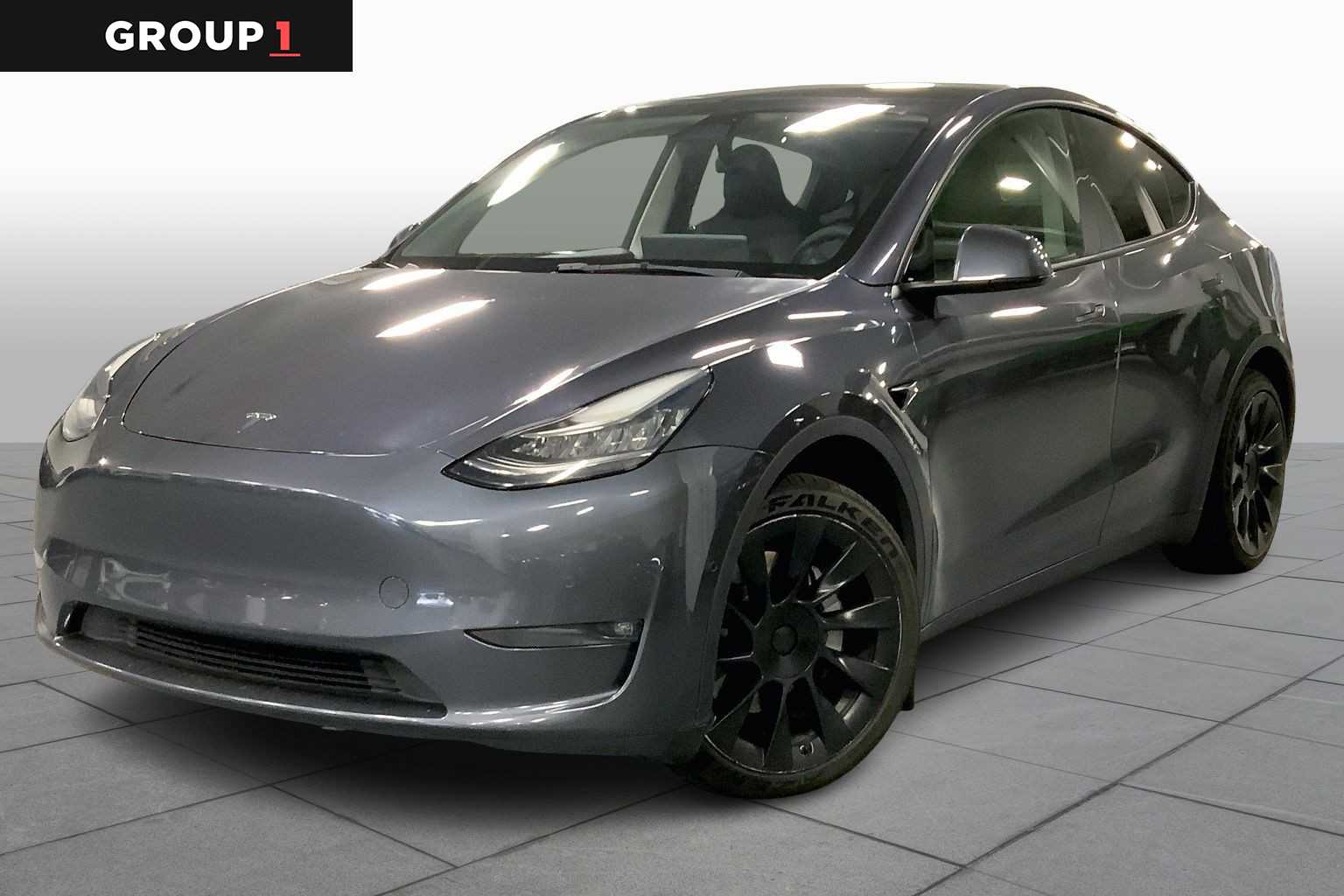 2022 Tesla Model Y Long Range's photo