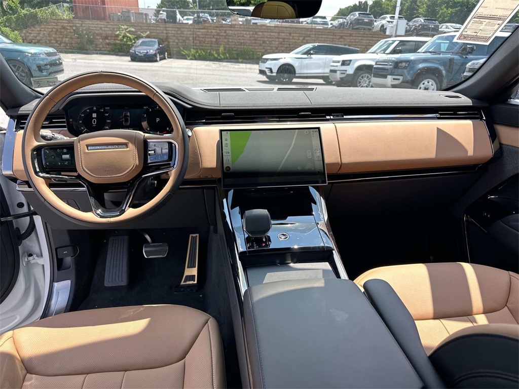 2025 Land Rover Range Rover Sport SE photo 2