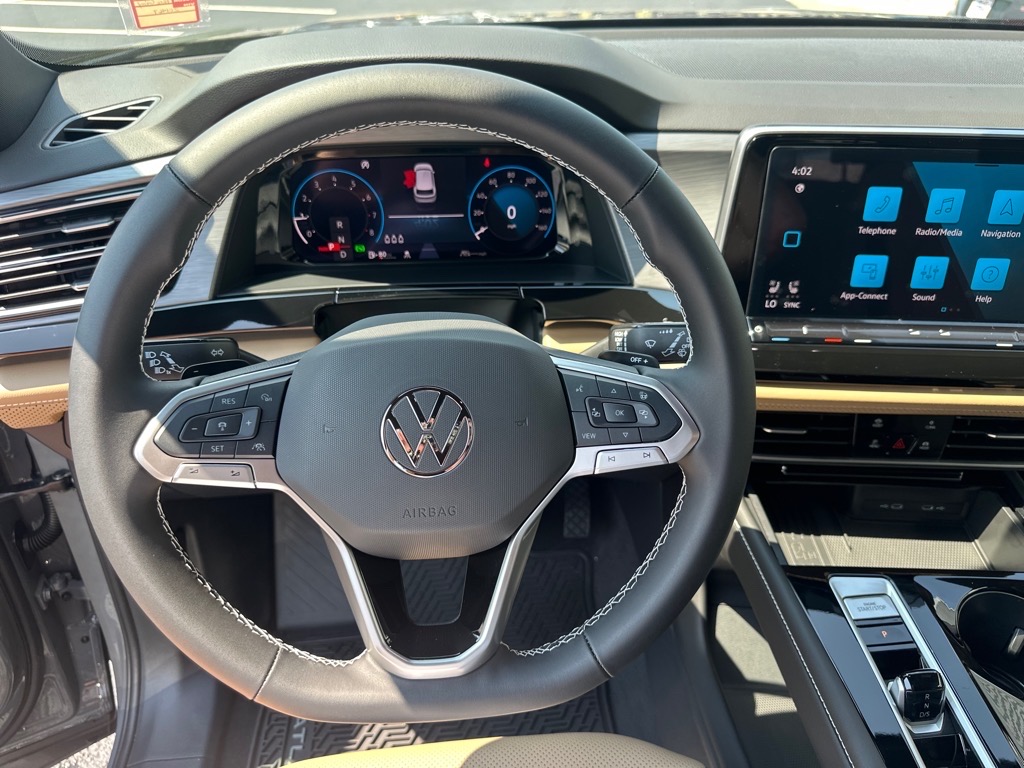 2026 Volkswagen Atlas Cross Sport SE photo 4