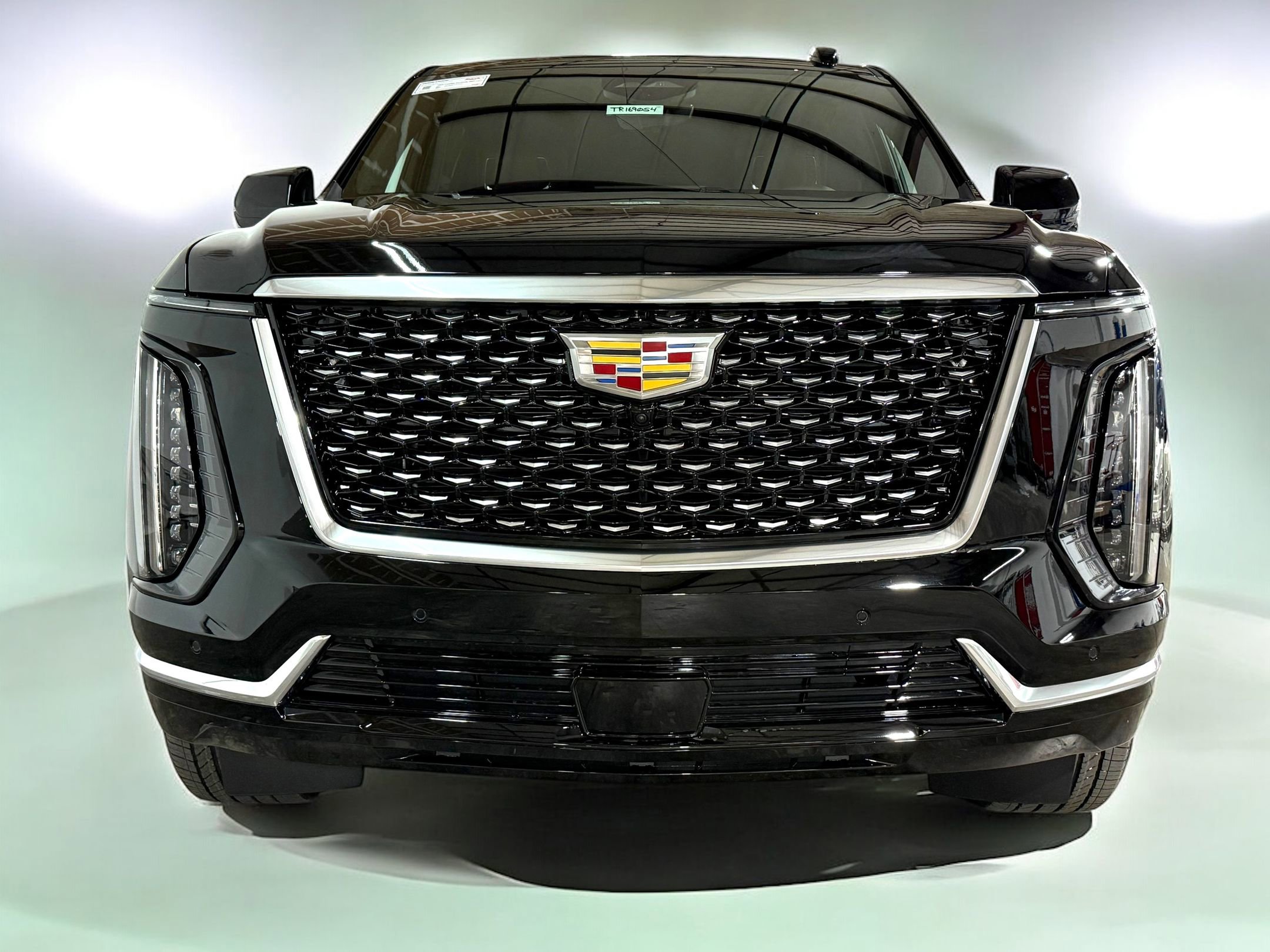 2026 Cadillac Escalade Luxury photo 4