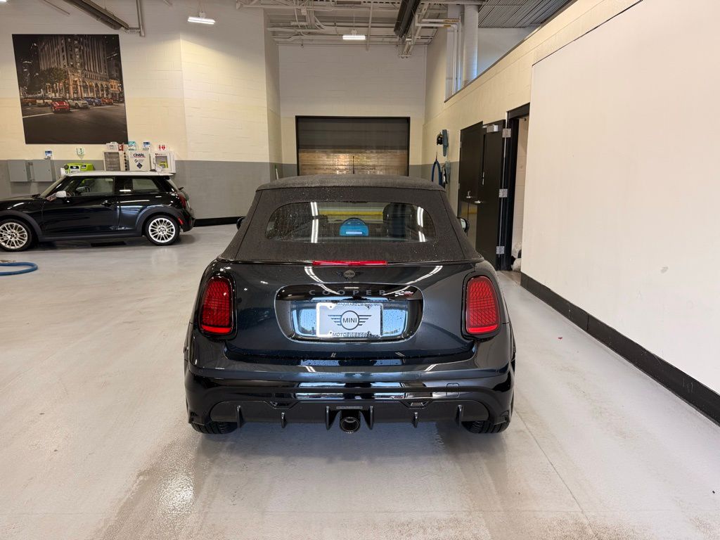 2026 Mini Cooper Convertible Iconic photo 3