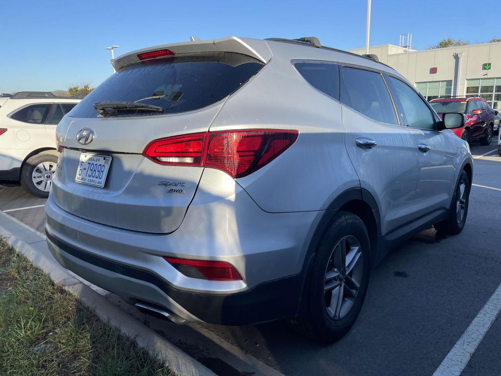 2018 Hyundai Santa Fe Sport photo 4