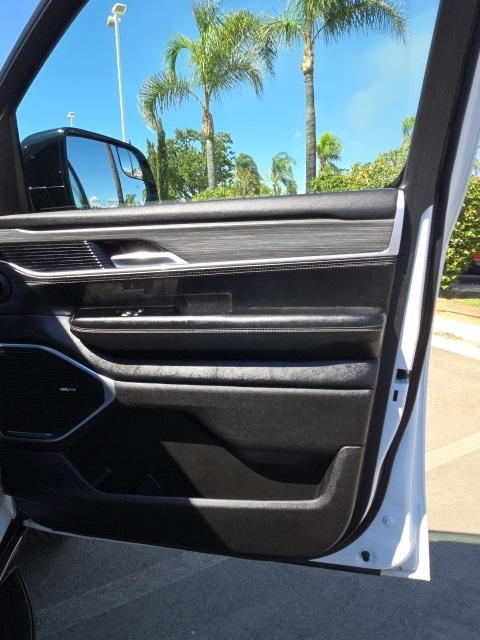 2023 Jeep Wagoneer L Series II photo 40