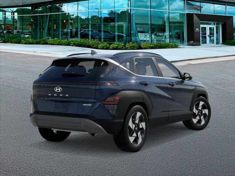 2026 Hyundai Kona SEL photo 4