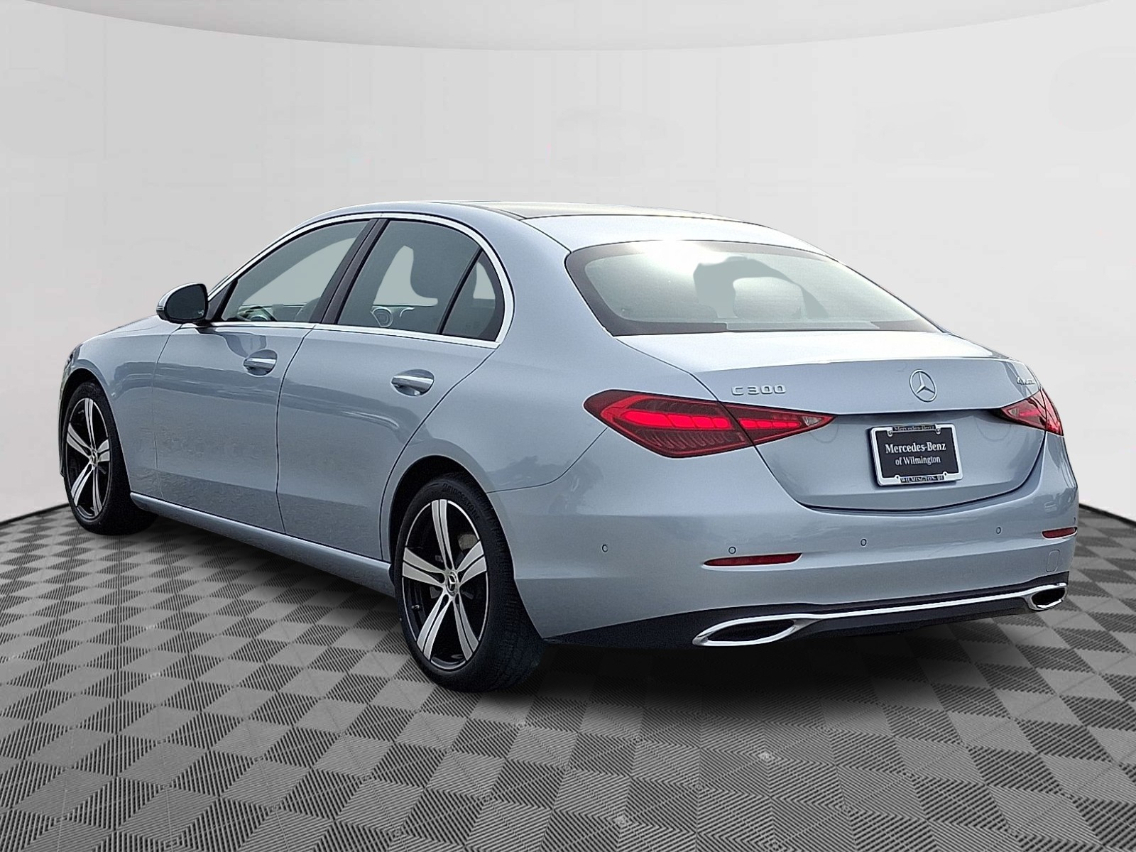 2025 Mercedes Benz C 300 4MATIC Sedan photo 4