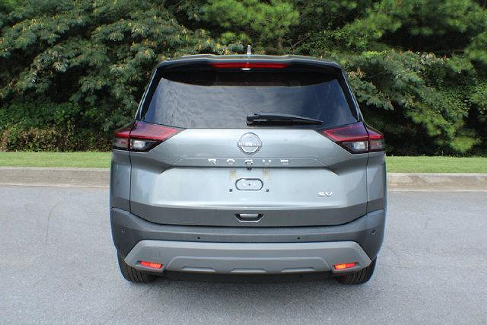 2023 Nissan Rogue SV photo 12