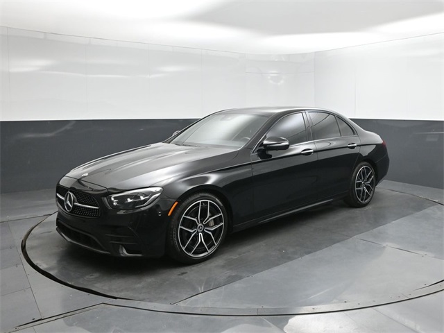 2022 Mercedes-Benz E-Class E350's photo