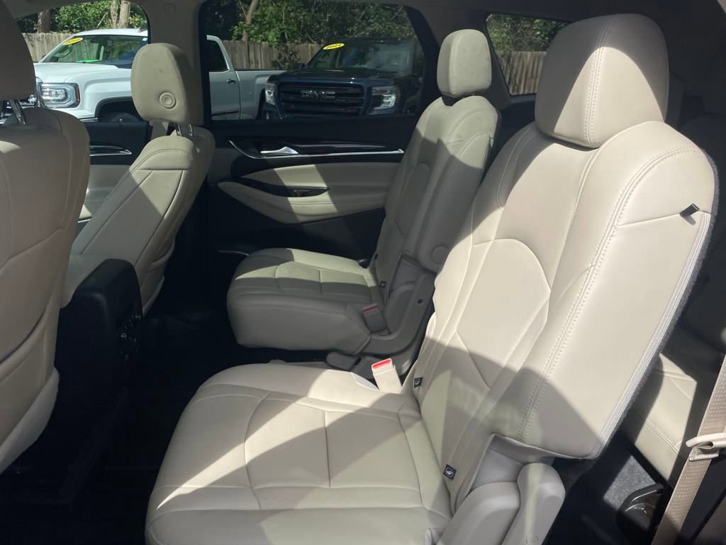 2021 Buick Enclave Premium photo 16