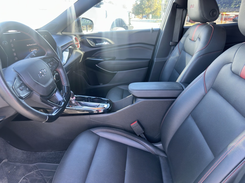 2024 Chevrolet Trax photo 3