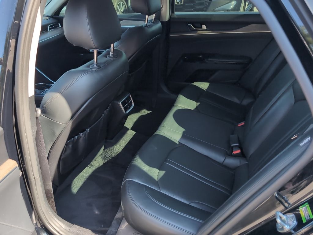 2022 Kia K5 EX photo 11