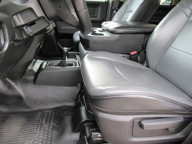 2020 Ram 3500 Tradesman photo 16