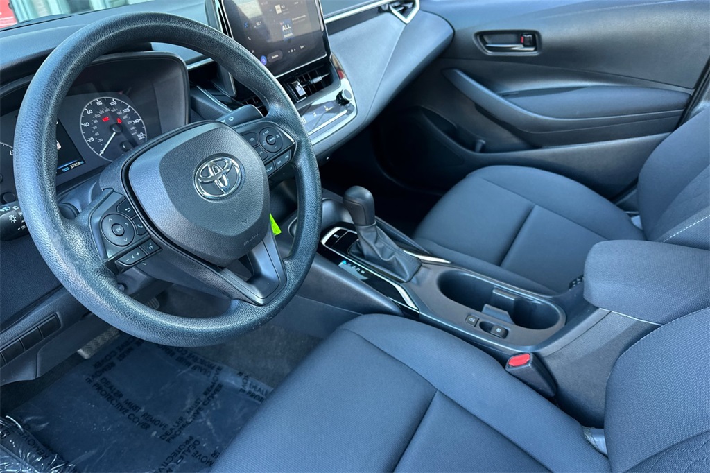 2023 Toyota Corolla LE photo 10