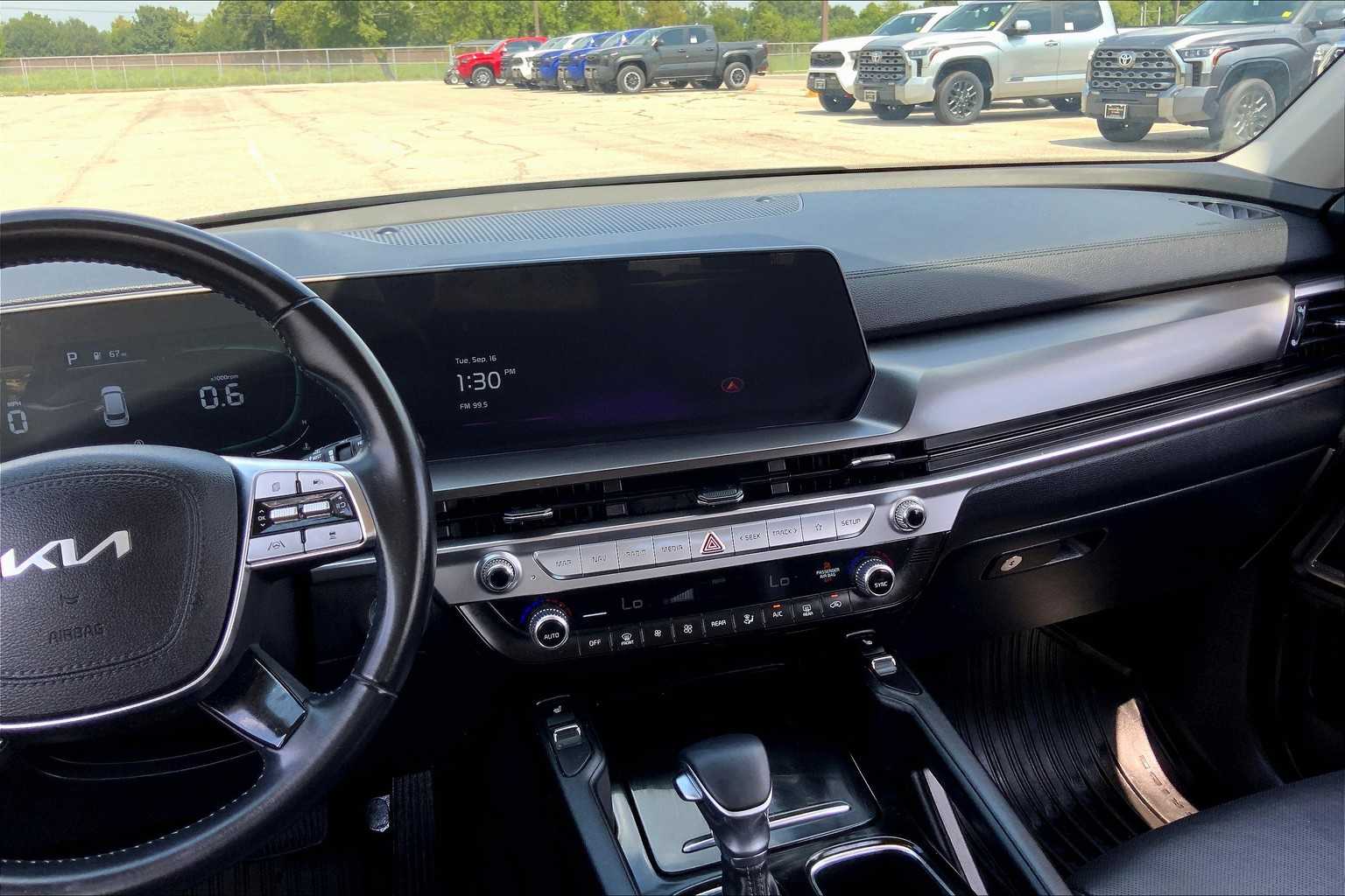 2023 Kia Telluride S photo 4