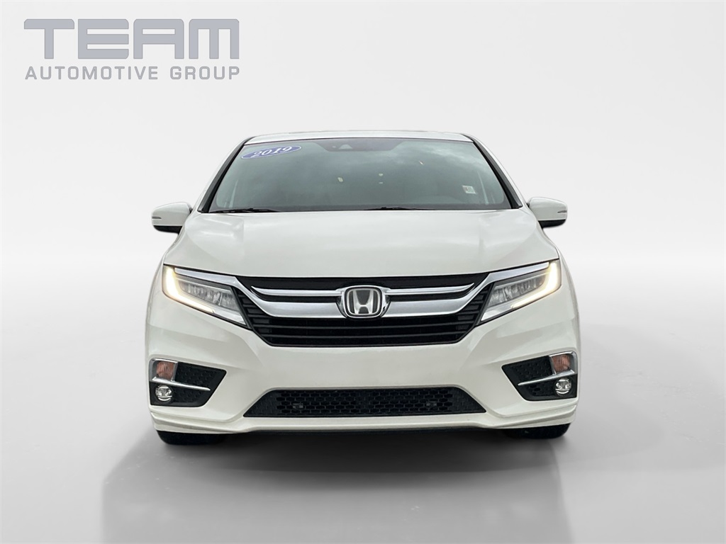 2019 Honda Odyssey Elite photo 2