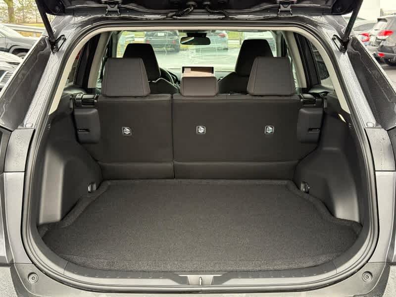 2025 Toyota RAV4 LE - Photo 7