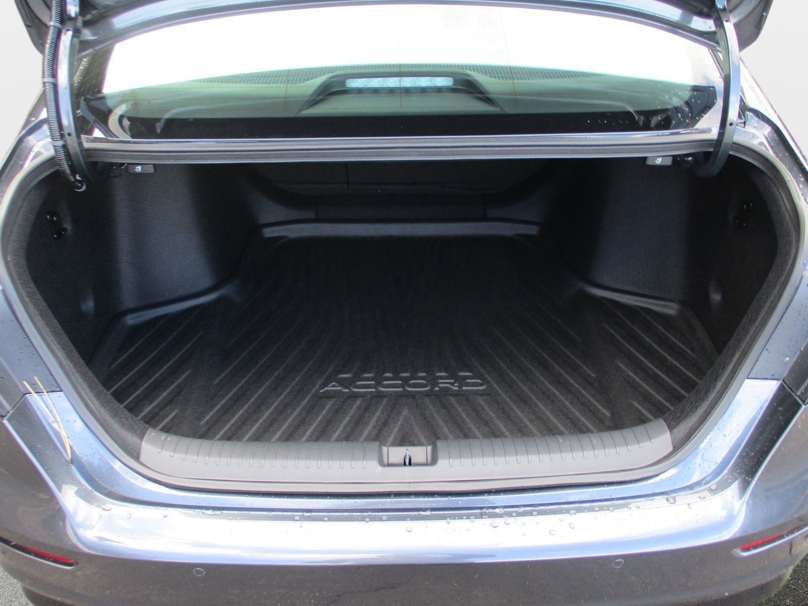 2025 Honda Accord Hybrid Touring photo 24