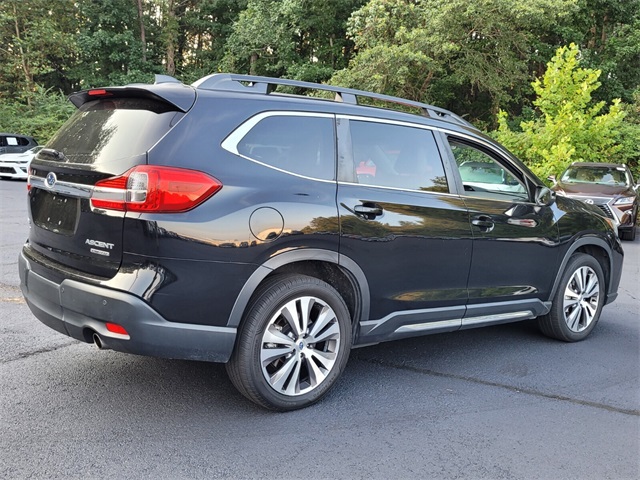 2022 Subaru Ascent Limited photo 2