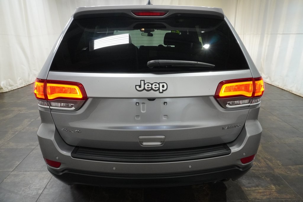 2021 Jeep Grand Cherokee Laredo E photo 3