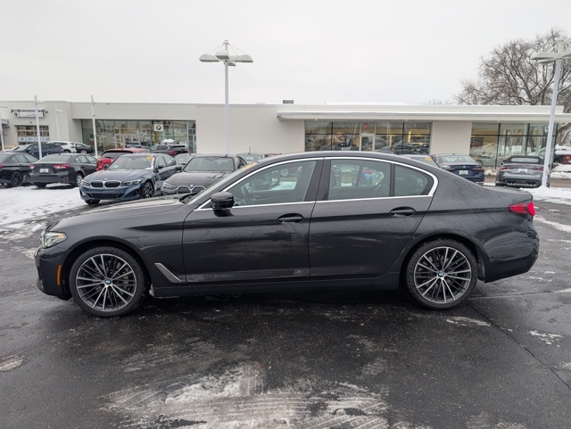 2023 BMW 5 Series 530i's photo