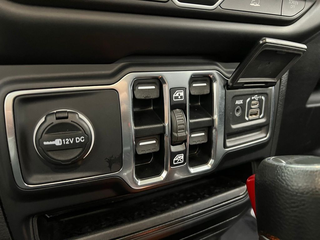 2023 Jeep Gladiator Overland photo 13