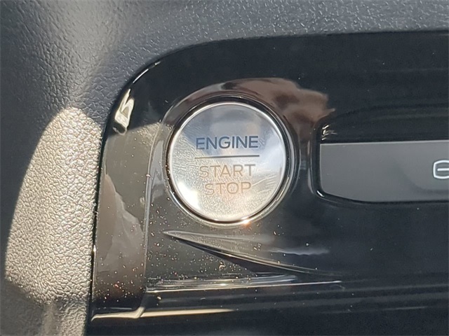 2025 Ford Escape ST-Line photo 22