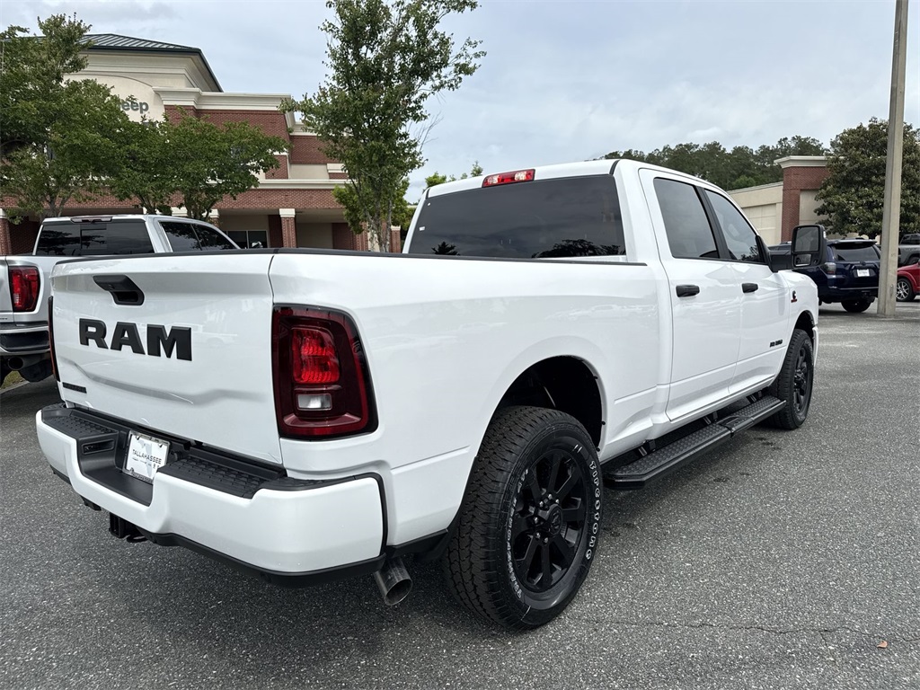 2025 Ram 2500 Big Horn photo 3