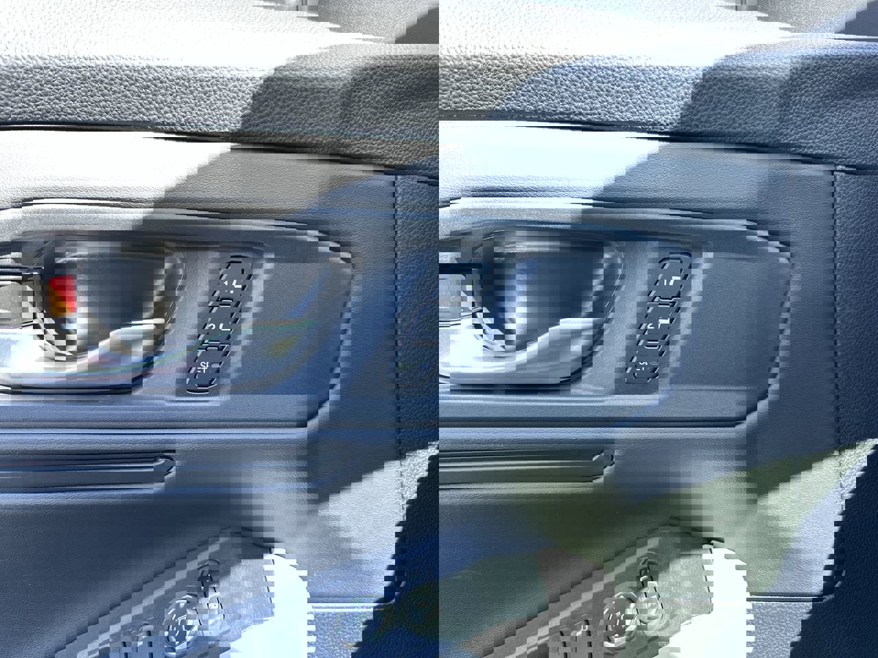 2025 Honda Accord Hybrid EX-L photo 26
