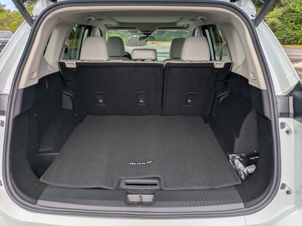 2026 Nissan Rogue SV photo 25