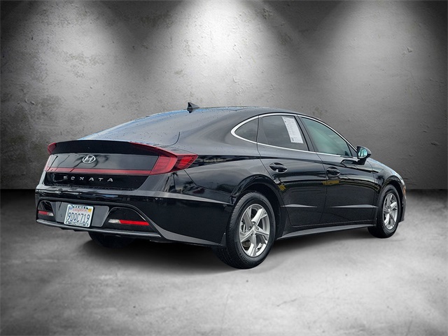2023 Hyundai Sonata SE photo 3