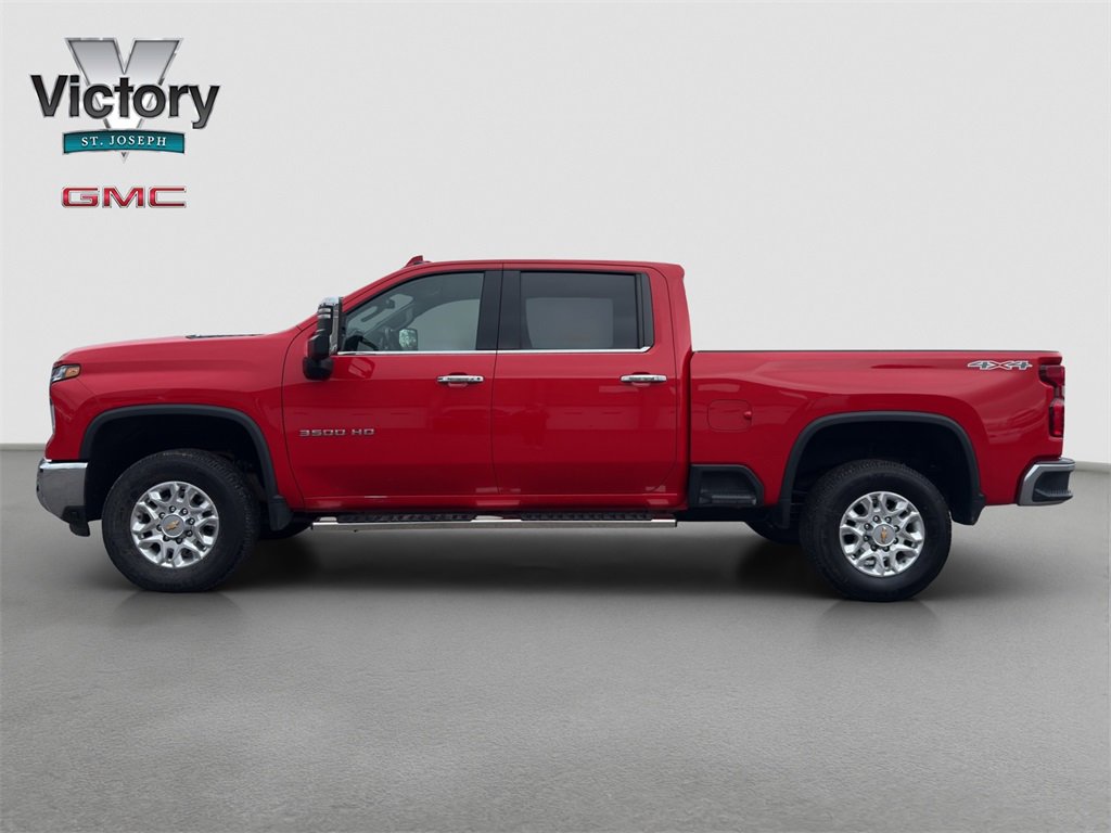 2024 Chevrolet Silverado 3500HD LTZ photo 4