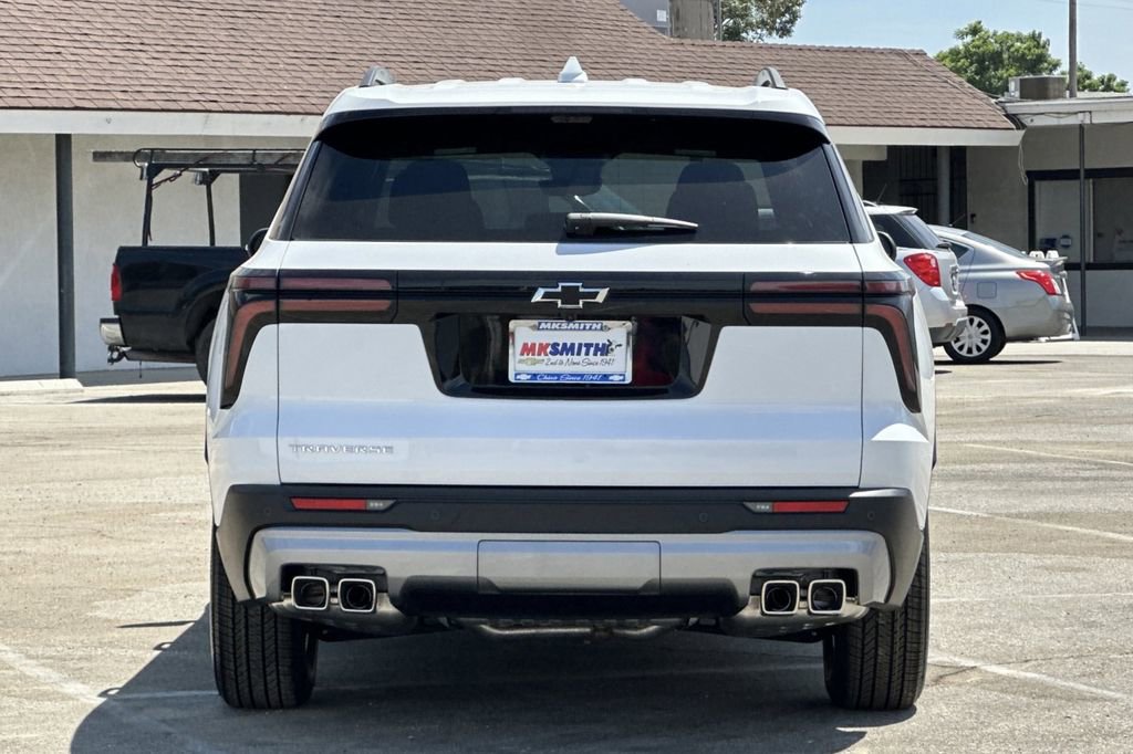 2026 Chevrolet Traverse photo 4