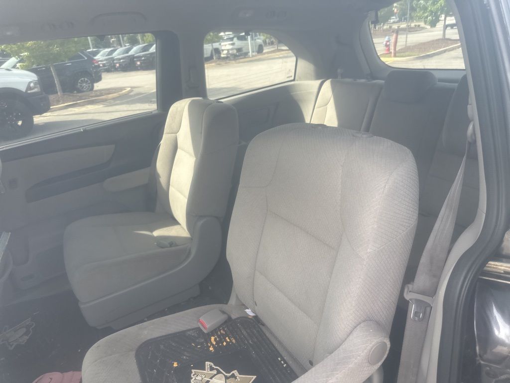 2016 Honda Odyssey EX photo 3