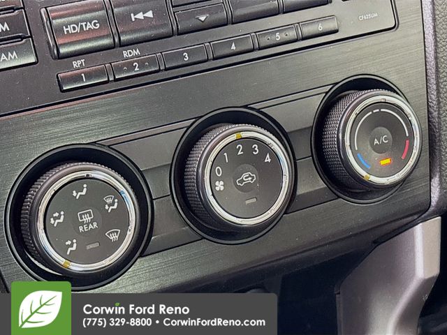 2015 Subaru Forester 2.5i Premium photo 14