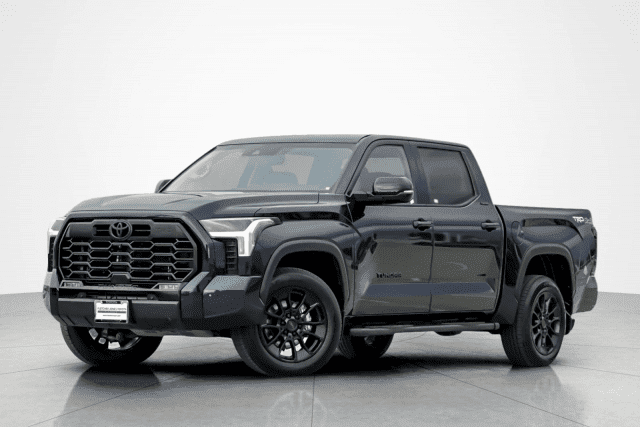 Pre-Owned 2023 Toyota Tundra 4WD Limited CrewMax 5.5′ Bed (Natl