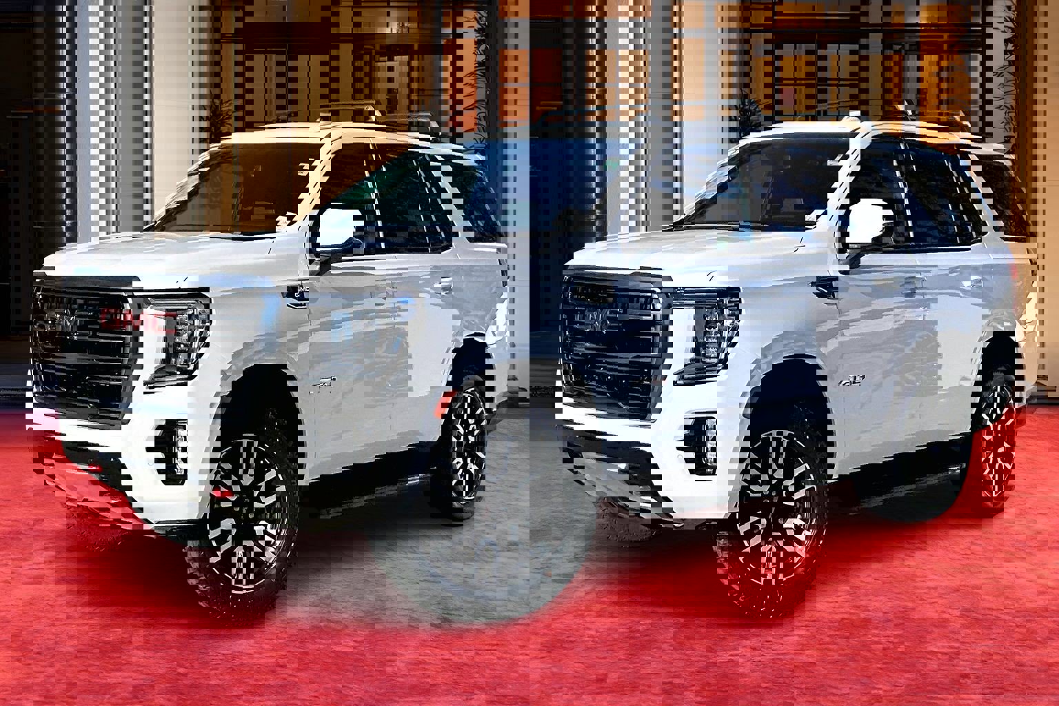 2022 GMC Yukon AT4's photo