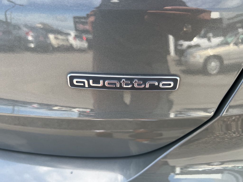 2021 Audi Q3 S line Premium Plus photo 28