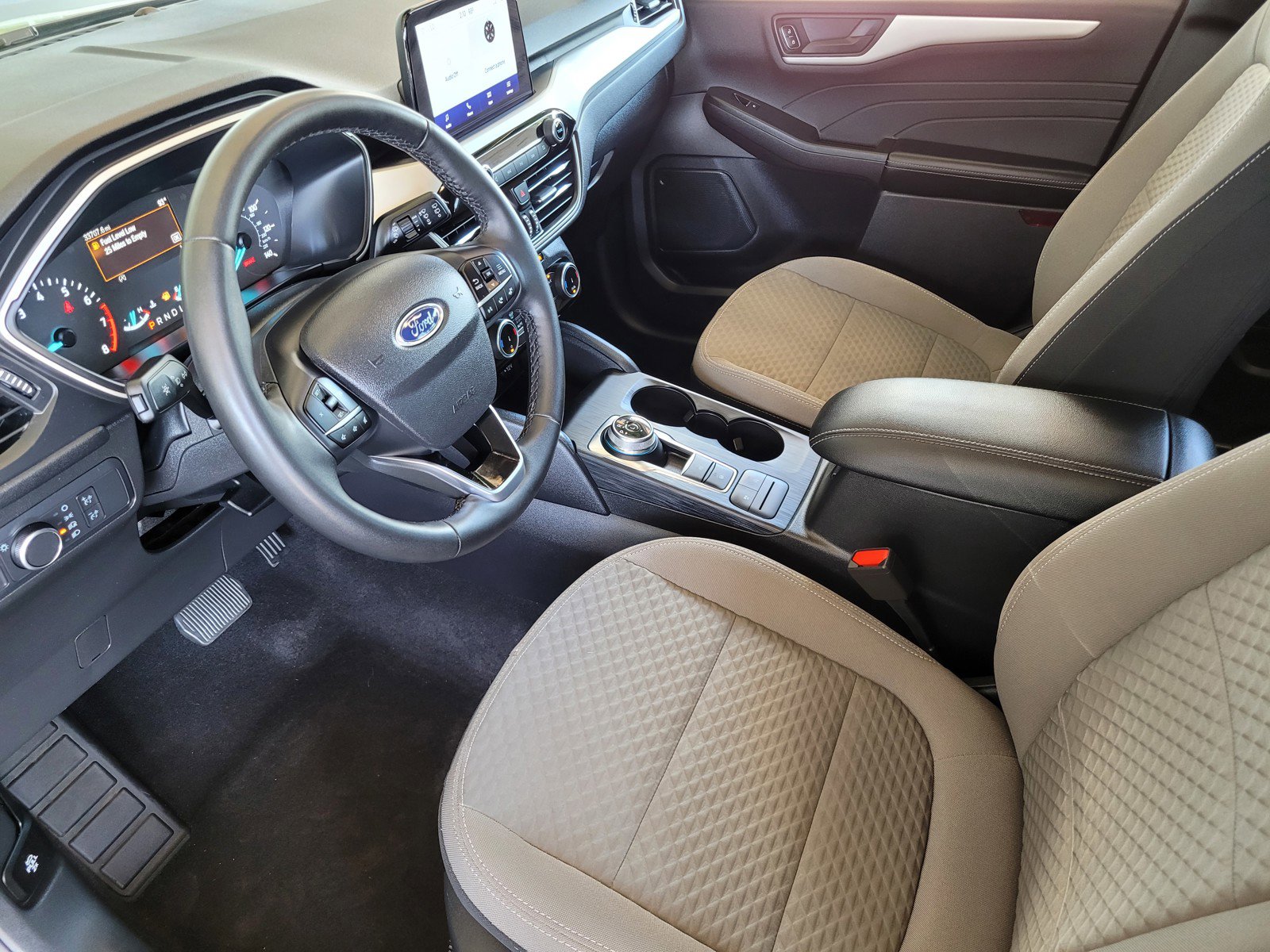 2022 Ford Escape SE photo 14