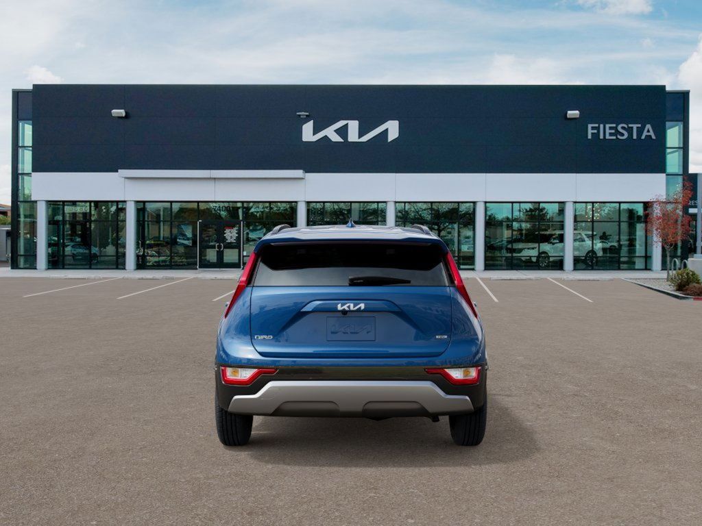 2025 Kia Niro SX photo 4