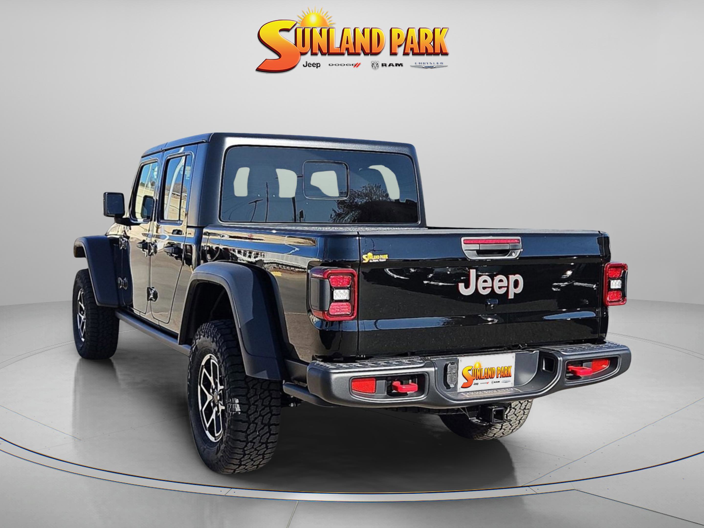 2025 Jeep Gladiator Rubicon photo 3