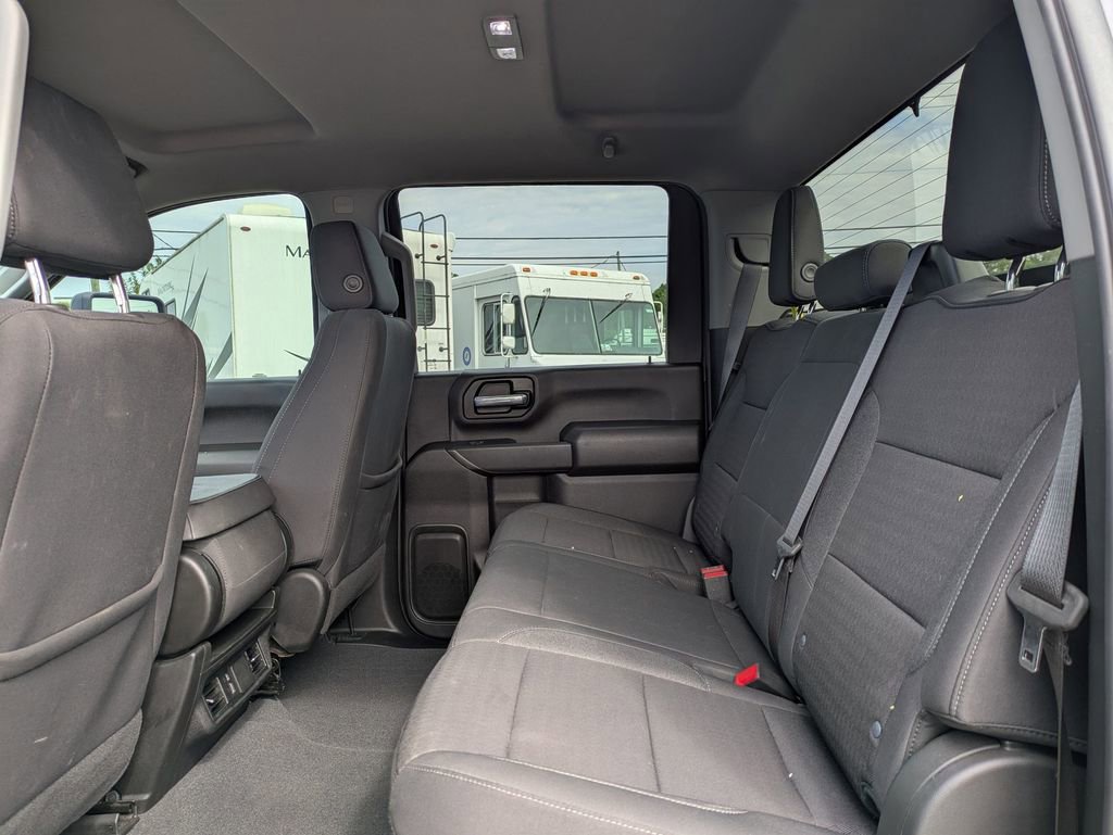 2024 Chevrolet Silverado 2500HD Custom photo 22