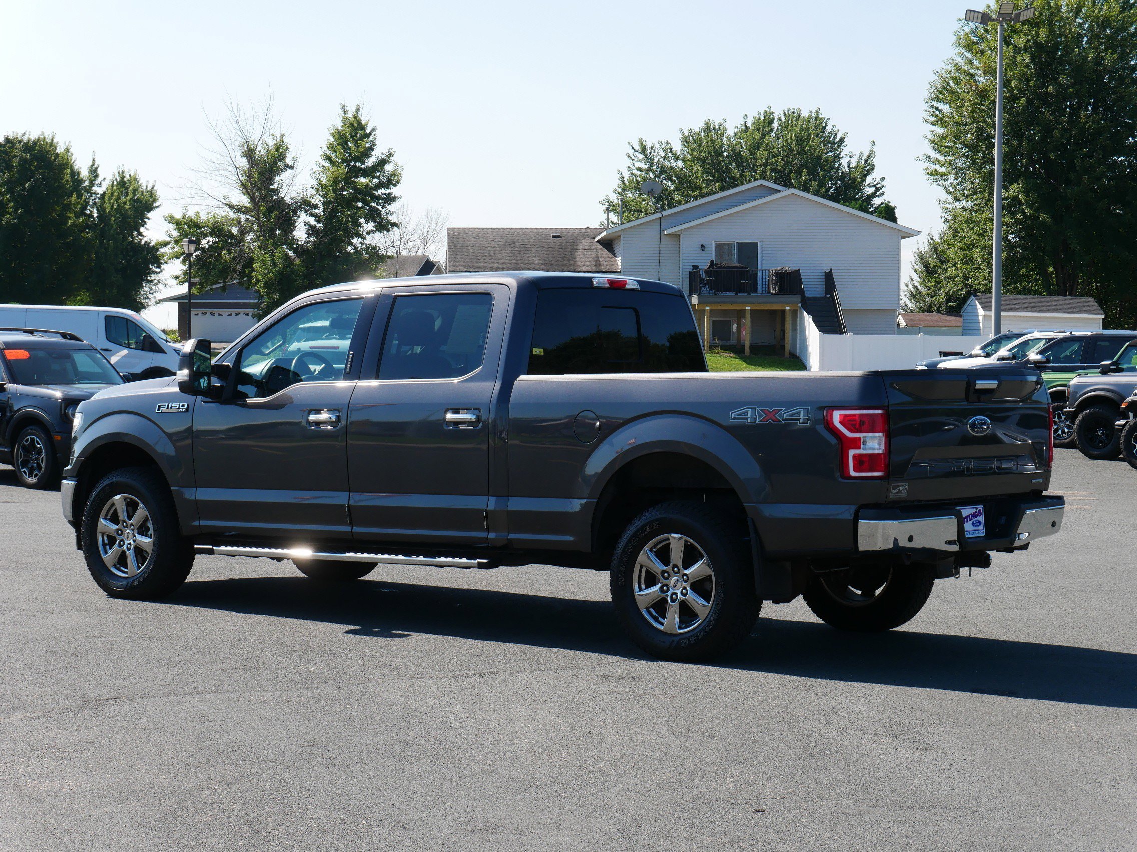 2020 Ford F-150 XLT photo 3